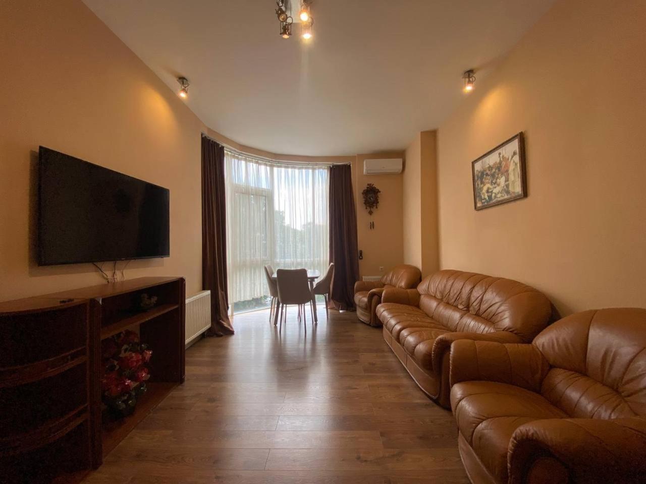 Apartment On Dragomirova Kiev Exterior foto