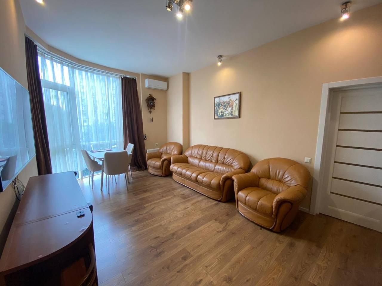 Apartment On Dragomirova Kiev Exterior foto