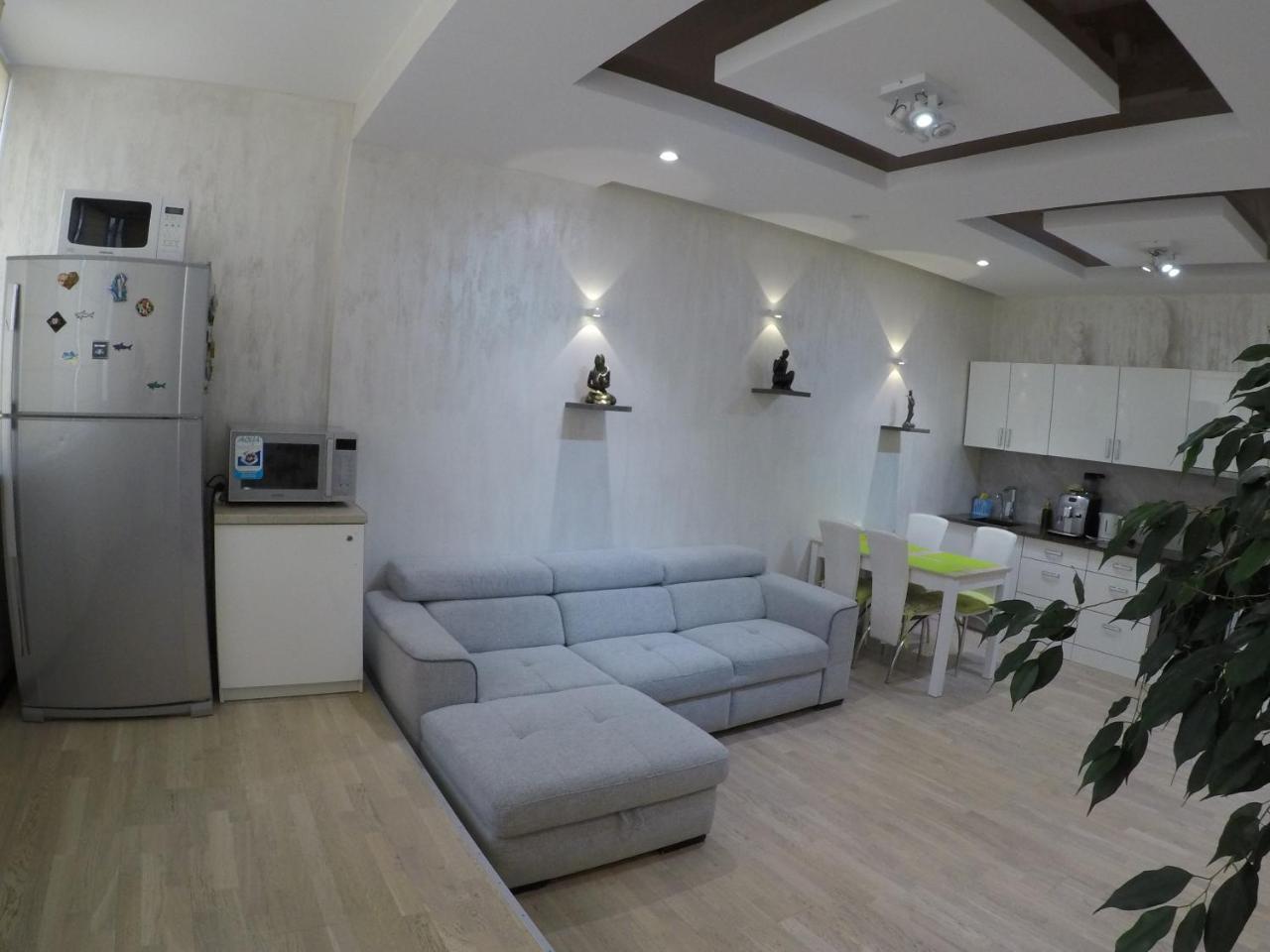 Apartment On Dragomirova Kiev Exterior foto