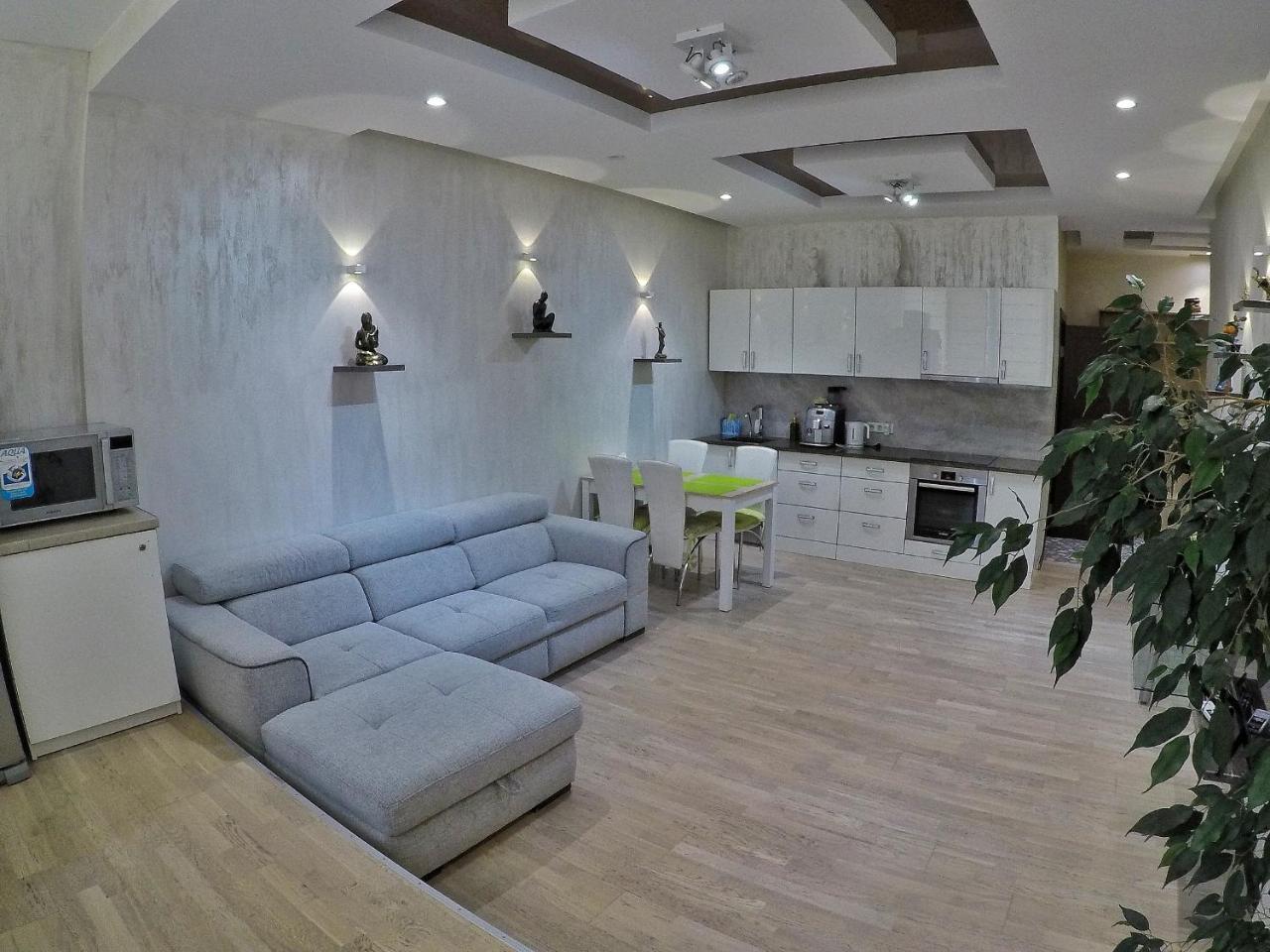 Apartment On Dragomirova Kiev Exterior foto