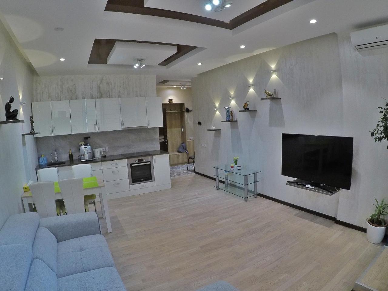 Apartment On Dragomirova Kiev Exterior foto