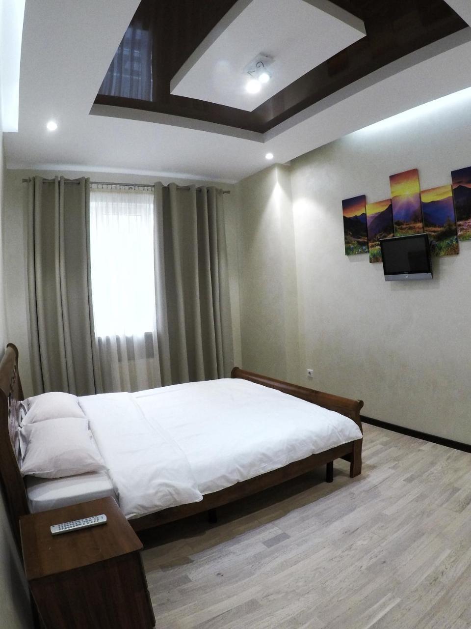 Apartment On Dragomirova Kiev Exterior foto